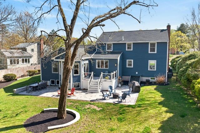 30 Winslow St, Concord, MA 01742