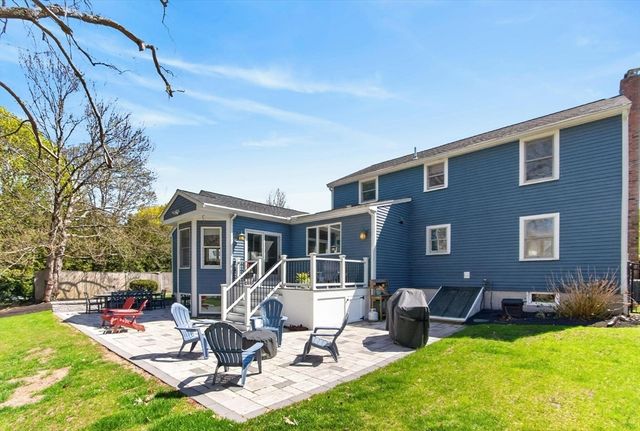 30 Winslow St, Concord, MA 01742