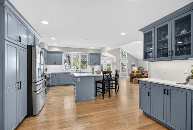 30 Winslow St, Concord, MA 01742