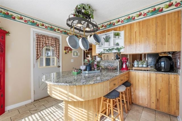 2911 WALKER ROAD, Lakeland, FL 33810