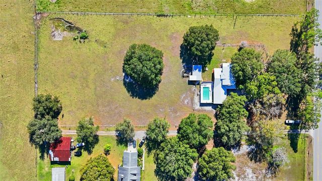 2911 WALKER ROAD, Lakeland, FL 33810