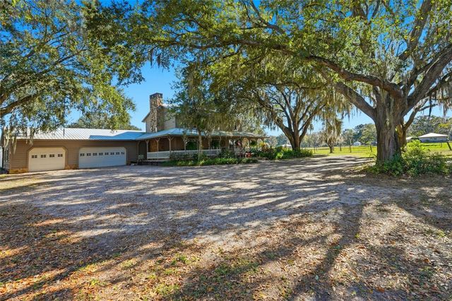 2911 WALKER ROAD, Lakeland, FL 33810