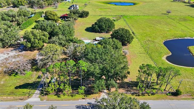 2911 WALKER ROAD, Lakeland, FL 33810