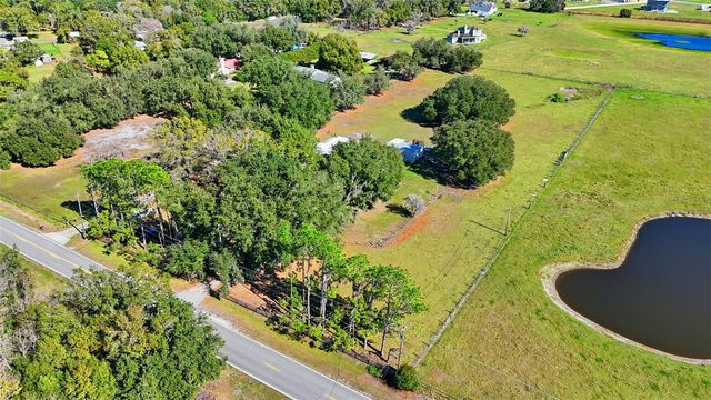 2911 WALKER ROAD, Lakeland, FL 33810