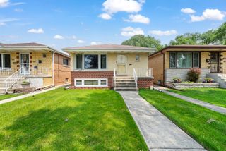 8031 Natchez Avenue, Burbank, IL 60459
