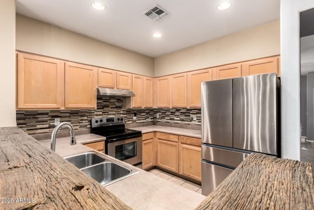 7017 W IRWIN Avenue, Laveen, AZ 85339