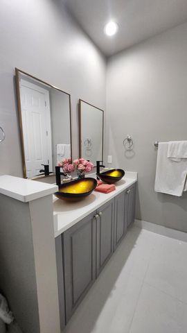 10334 Medicis Place, Wellington, FL 33449
