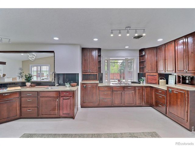 1932 21st Ave Ct, Greeley, CO 80631