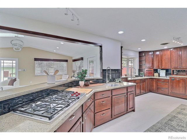 1932 21st Ave Ct, Greeley, CO 80631
