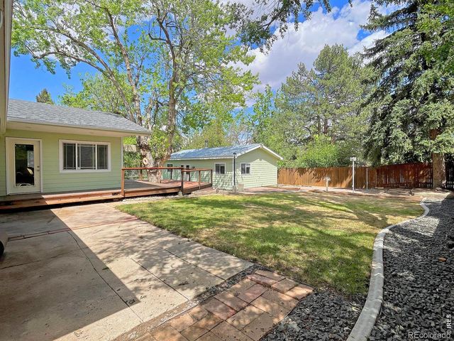 1932 21st Ave Ct, Greeley, CO 80631