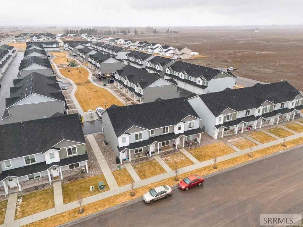 Image 3 of property listing at 651 S 2400 W # 14102, Rexburg, ID 83440