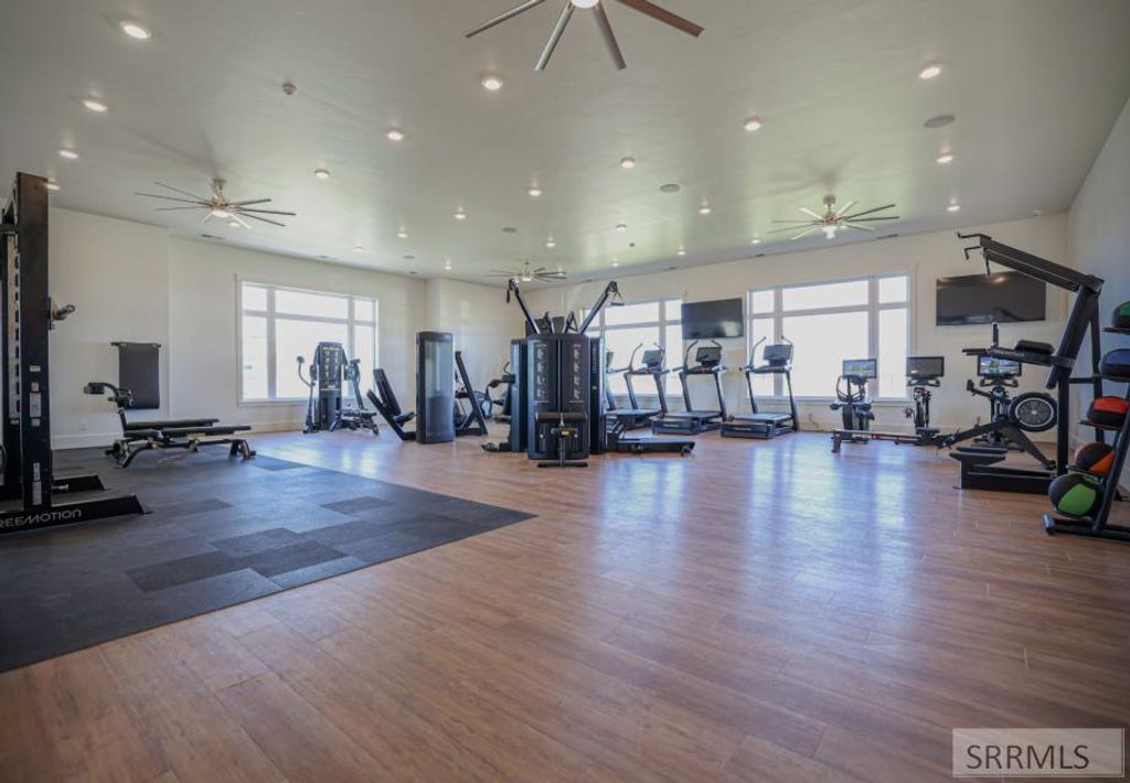 Image 31 of property listing at 651 S 2400 W # 14102, Rexburg, ID 83440