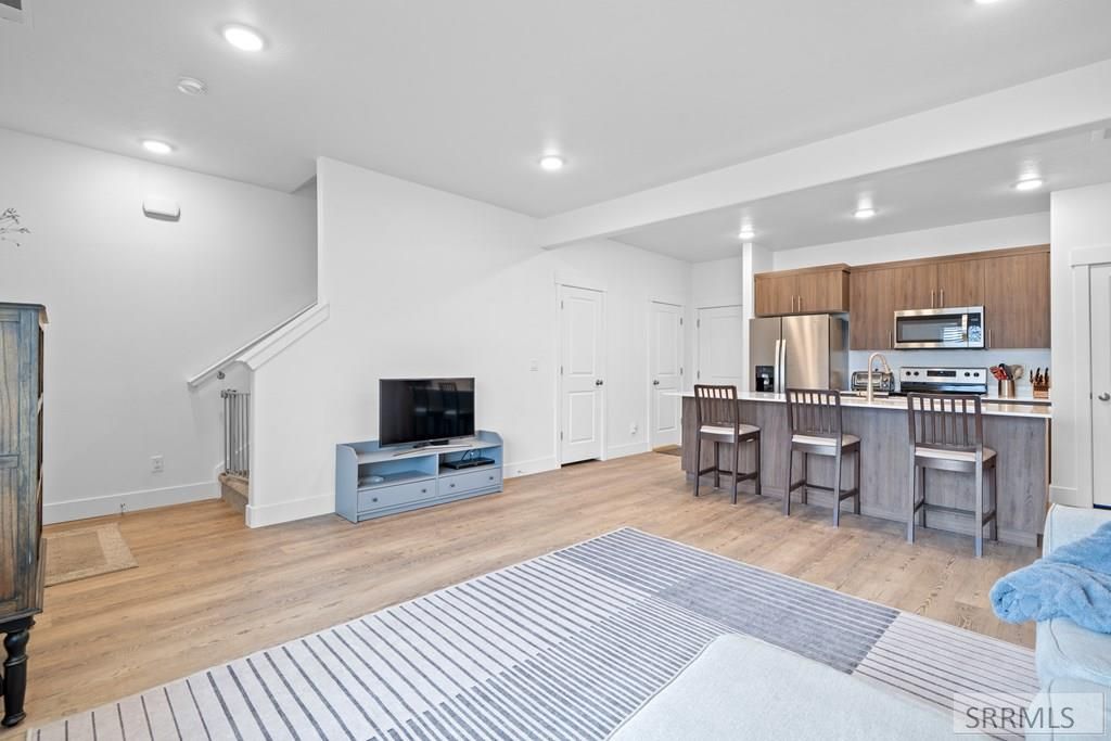 Image 5 of property listing at 651 S 2400 W # 14102, Rexburg, ID 83440