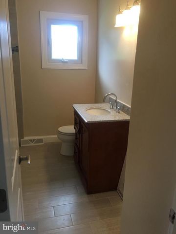 68 RAY ST, Newark, DE 19711