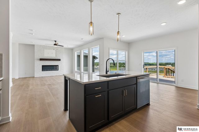 10911 N 161 Avenue, Bennington, NE 68007