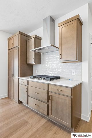 10911 N 161 Avenue, Bennington, NE 68007