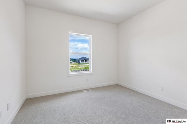 10911 N 161 Avenue, Bennington, NE 68007
