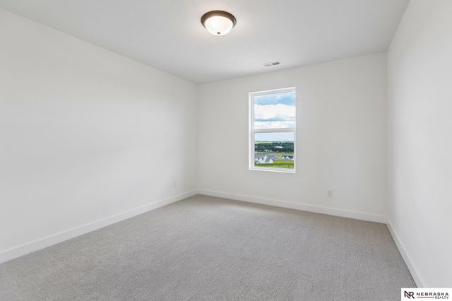 10911 N 161 Avenue, Bennington, NE 68007