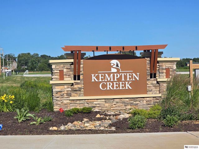 10911 N 161 Avenue, Bennington, NE 68007