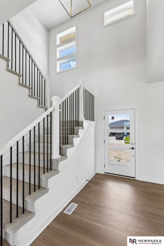 10911 N 161 Avenue, Bennington, NE 68007