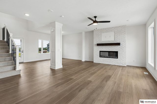 10911 N 161 Avenue, Bennington, NE 68007