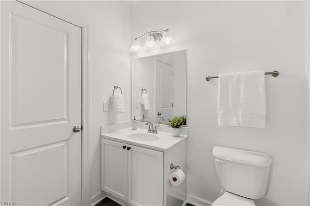 125 Mainsail LOOP, Yorktown, VA 23693