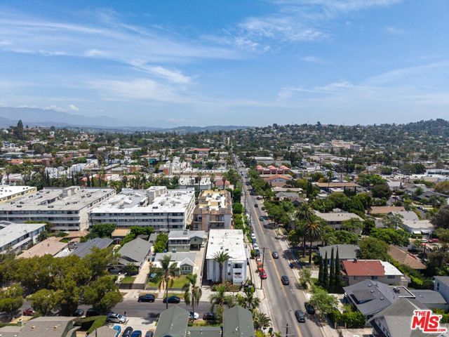 1900 Dracena Drive, Los Angeles, CA 90027