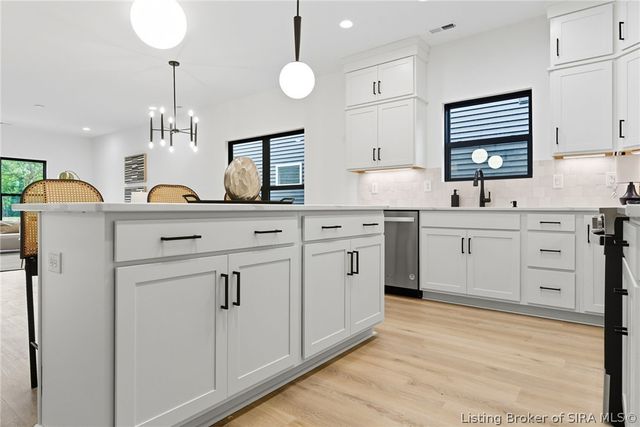 134 E Rock Lane, Clarksville, IN 47129