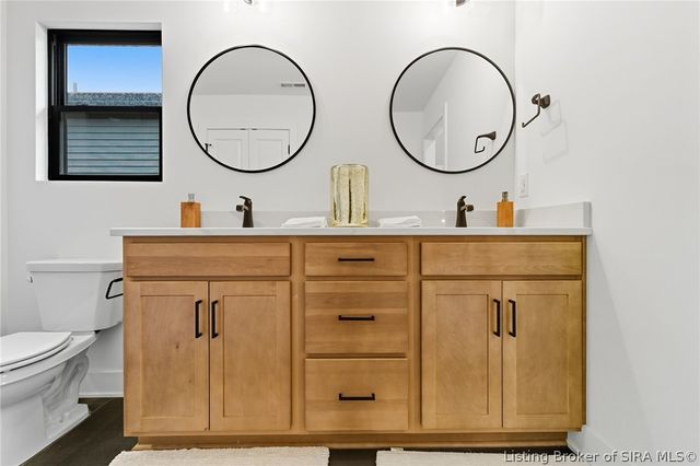 134 E Rock Lane, Clarksville, IN 47129