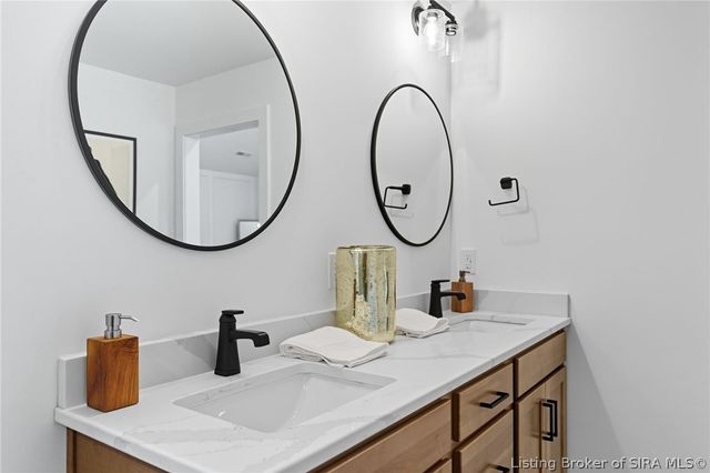 134 E Rock Lane, Clarksville, IN 47129