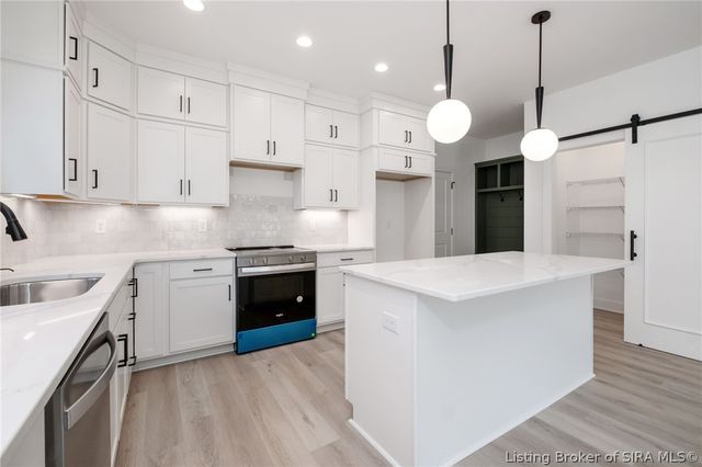 134 E Rock Lane, Clarksville, IN 47129