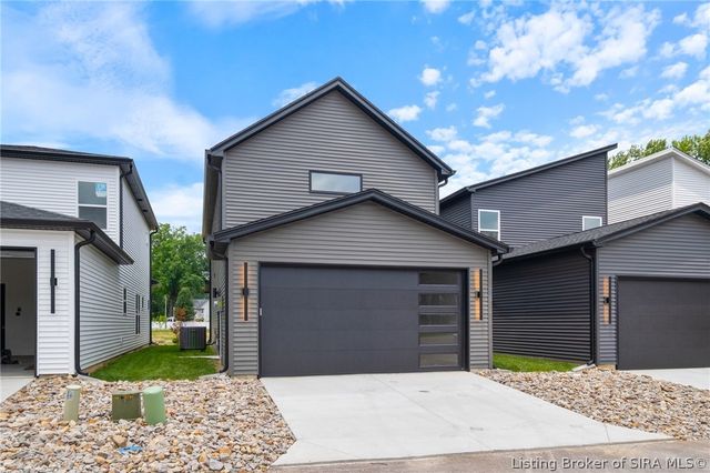 134 E Rock Lane, Clarksville, IN 47129