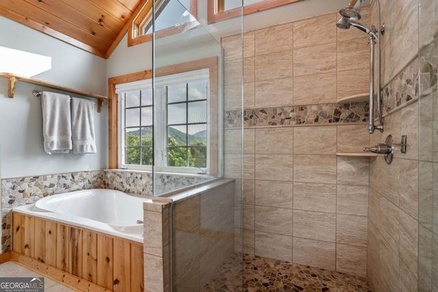 349 Moon Shadow View N, Blairsville, GA 30512