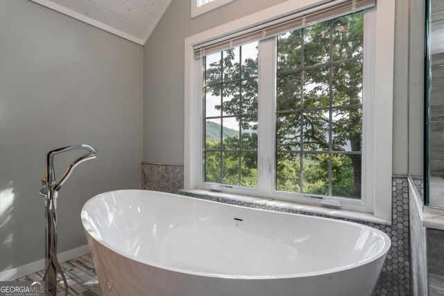 349 Moon Shadow View N, Blairsville, GA 30512