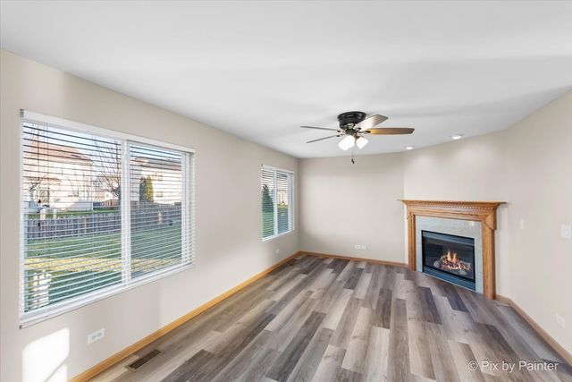 1065 Port Royal Road, Pingree Grove, IL 60140