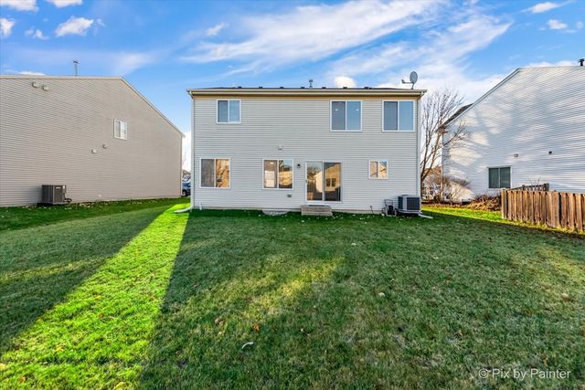 1065 Port Royal Road, Pingree Grove, IL 60140