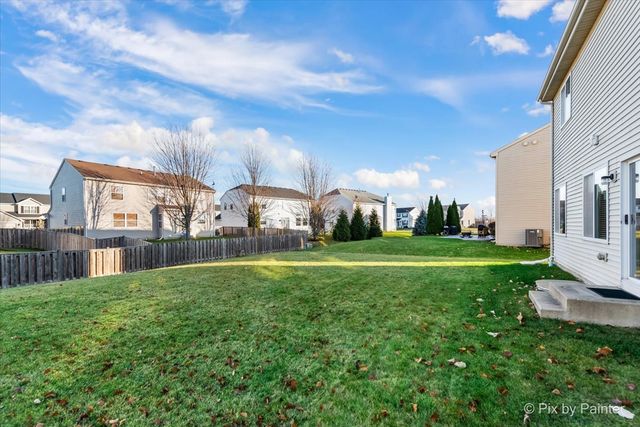 1065 Port Royal Road, Pingree Grove, IL 60140