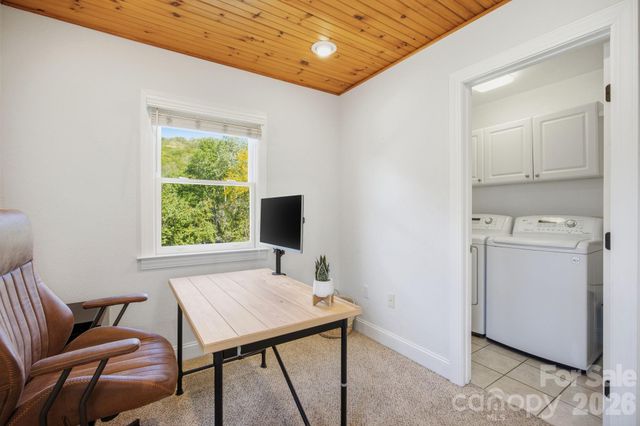 612 Christian Creek Road, Swannanoa, NC 28778