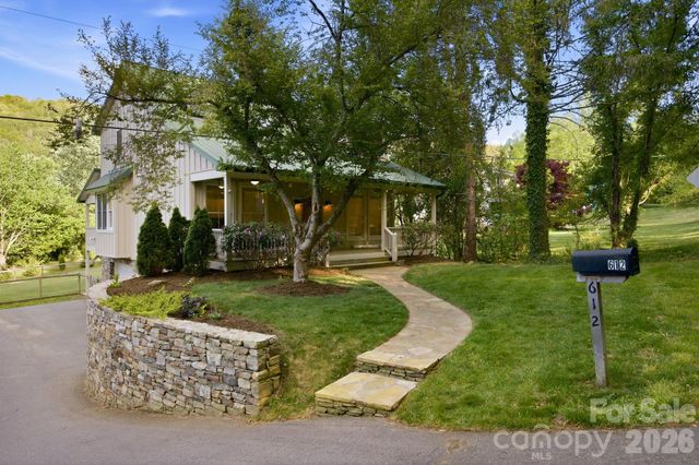 612 Christian Creek Road, Swannanoa, NC 28778