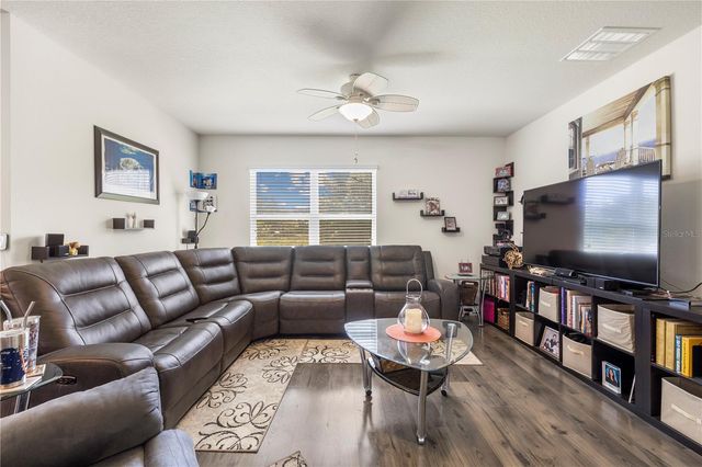 10527 PARK MEADOWBROOKE DRIVE, Riverview, FL 33578