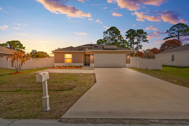 1741 SE Sandia Drive, Port St. Lucie, Port St Lucie, FL 34983