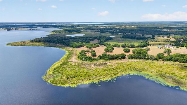 17269 SE 260TH AVENUE ROAD, Umatilla, FL 32784