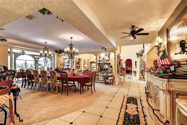 17269 SE 260TH AVENUE ROAD, Umatilla, FL 32784
