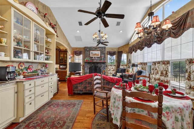 17269 SE 260TH AVENUE ROAD, Umatilla, FL 32784