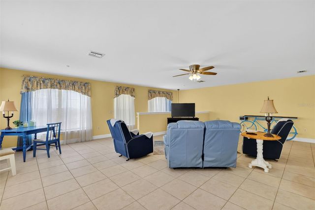 17269 SE 260TH AVENUE ROAD, Umatilla, FL 32784