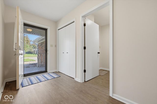 915 Oak Park Drive, Shelbyville, IN 46176