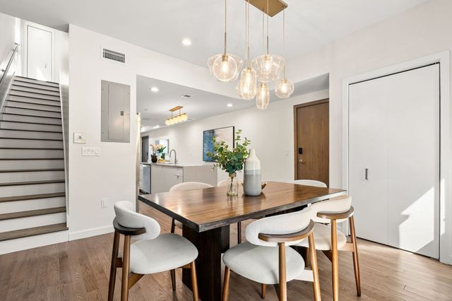 125 Hyde Park Ave A, Boston, MA 02130