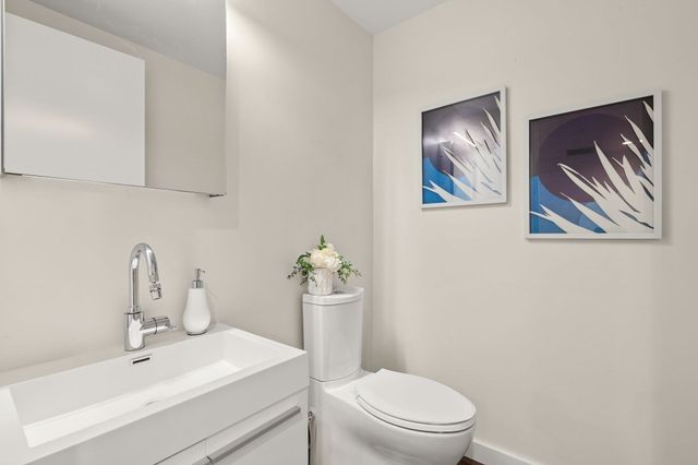 125 Hyde Park Ave A, Boston, MA 02130