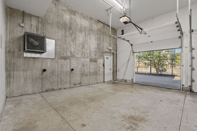 125 Hyde Park Ave A, Boston, MA 02130