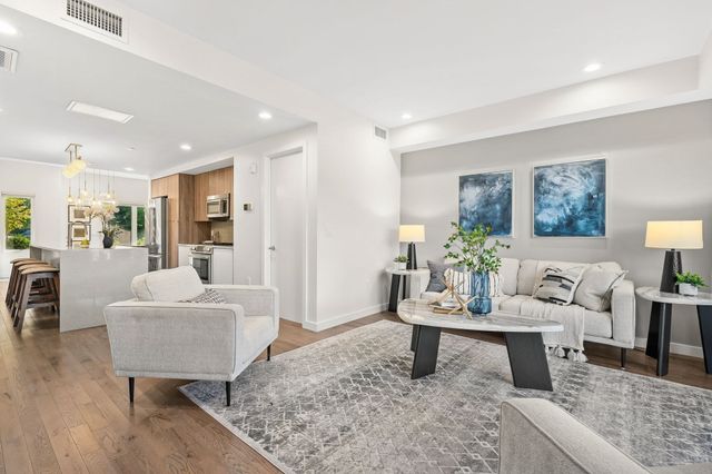 125 Hyde Park Ave A, Boston, MA 02130